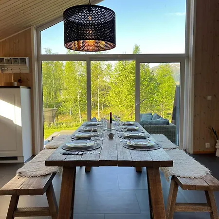 Exclusive Designer - Panoramic Mountain View Feriehus *