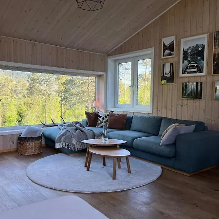 Exclusive Designer - Panoramic Mountain View * Voss